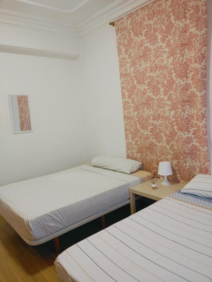 Comoda Habitacion Privada Valencia Bagian luar foto